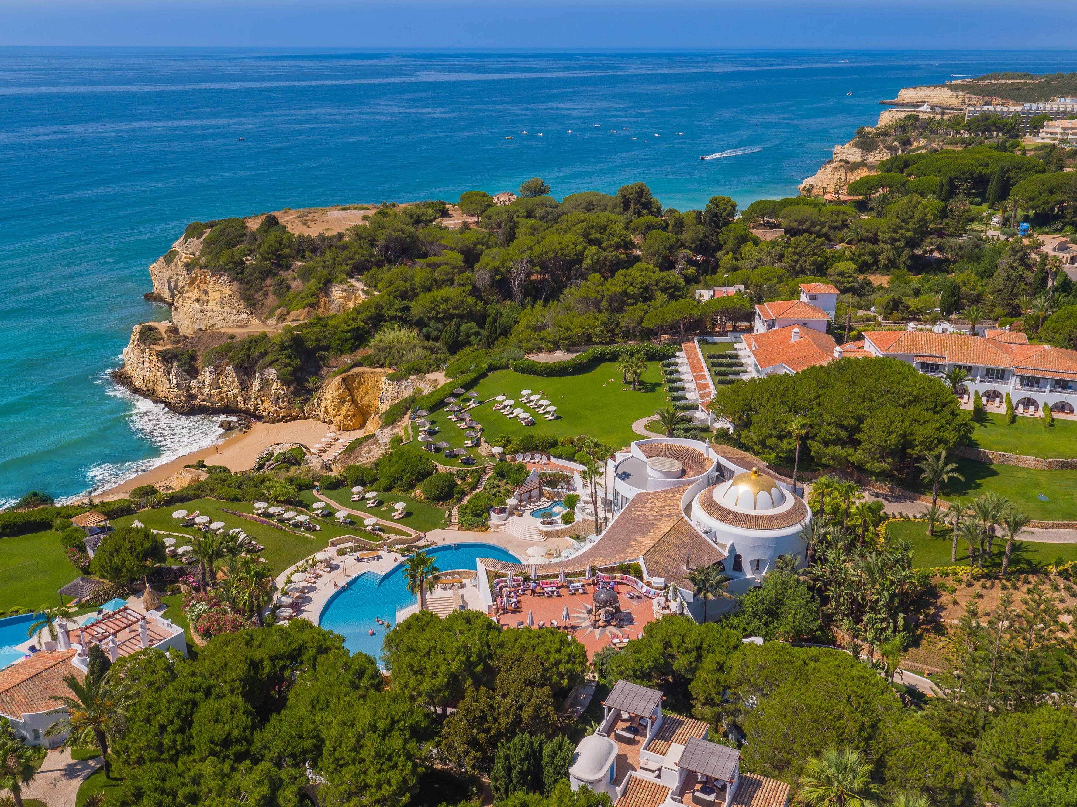 Vila Vita Parc Armação de Pêra Kültér fotó Aerial view of the resort