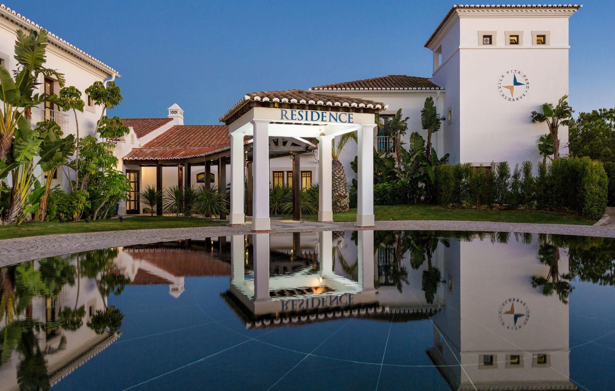 Vila Vita Parc Armação de Pêra Kültér fotó The Residence, Marbella