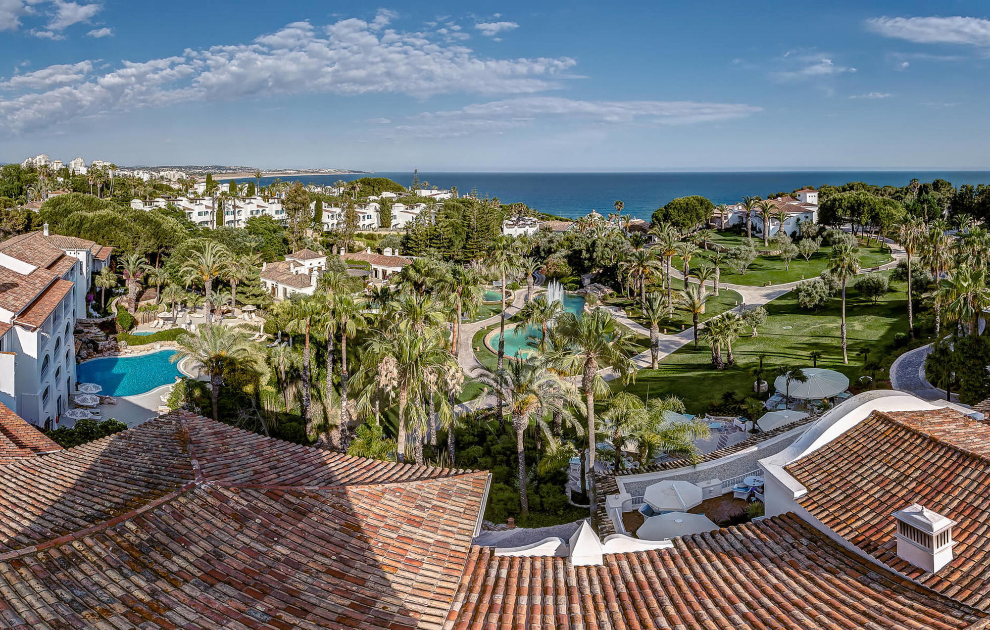 Vila Vita Parc Armação de Pêra Kültér fotó View of the resort